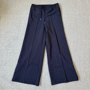Wide-Cut Pull-On Striped Navy Blue Pants Size S